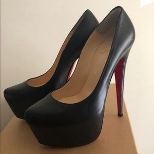 Women’s Christian louboutin (red bottoms) Daffodils 38